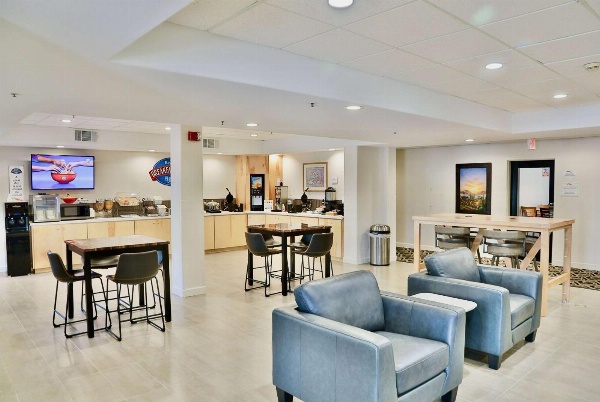 Baymont by Wyndham Tucson Airport image 5